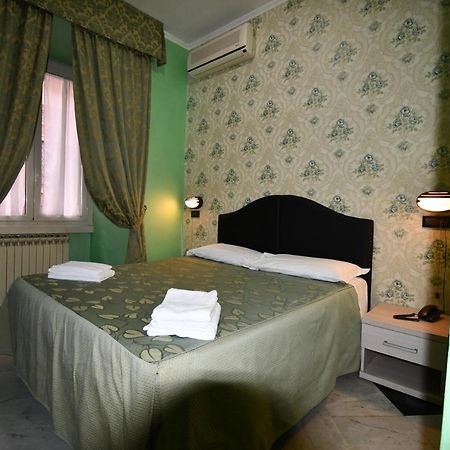 Hotel Ferrarese Rom Exterior foto
