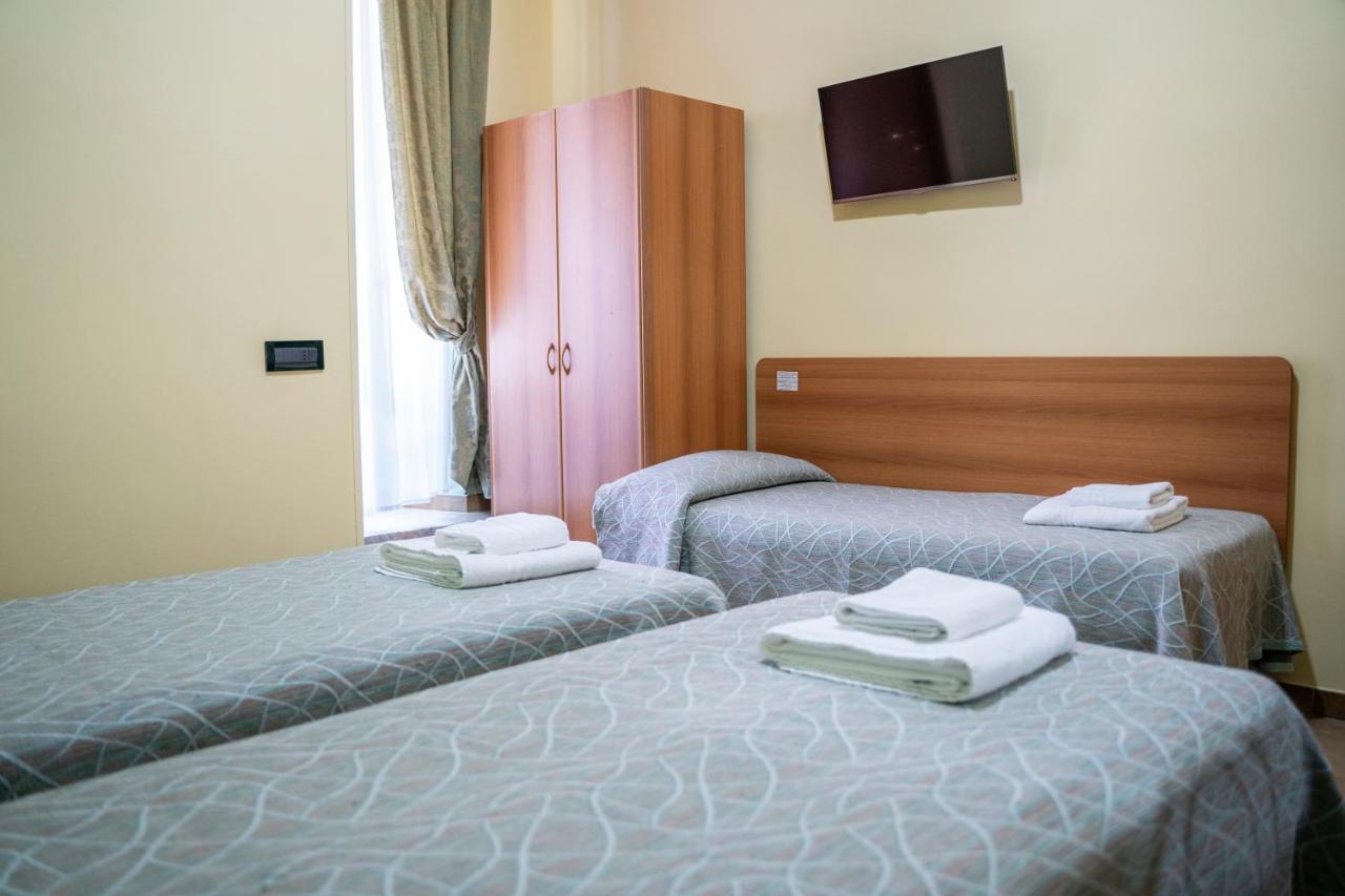 Hotel Ferrarese Rom Exterior foto