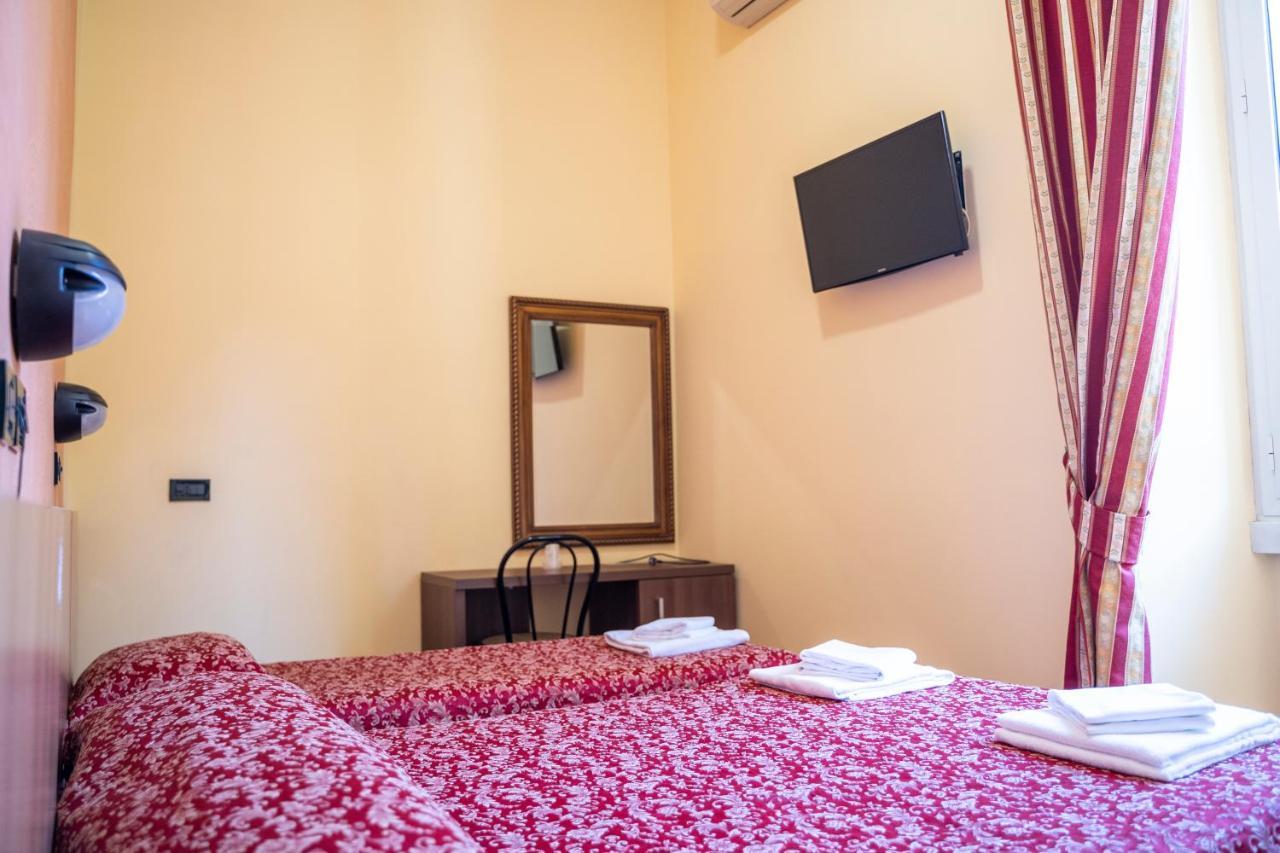 Hotel Ferrarese Rom Exterior foto