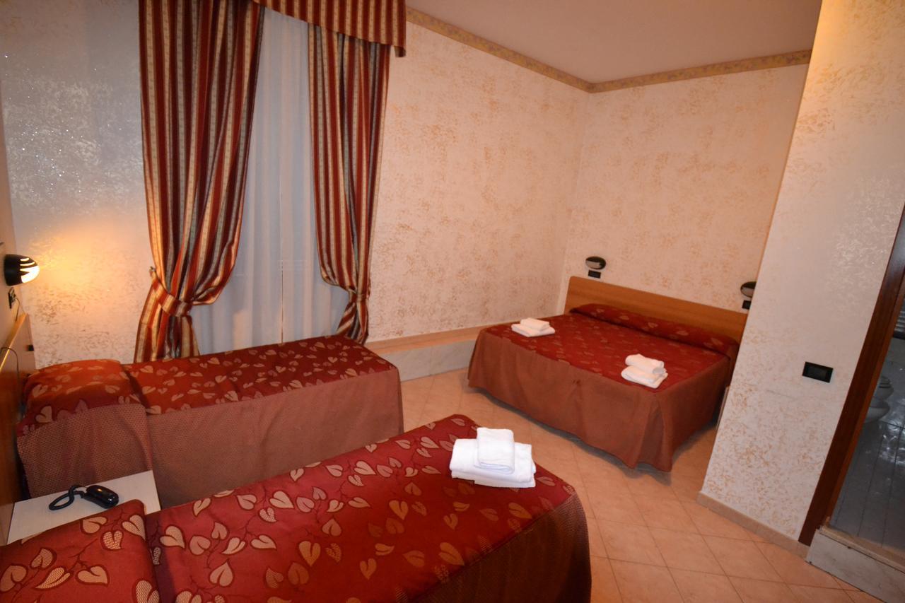 Hotel Ferrarese Rom Exterior foto