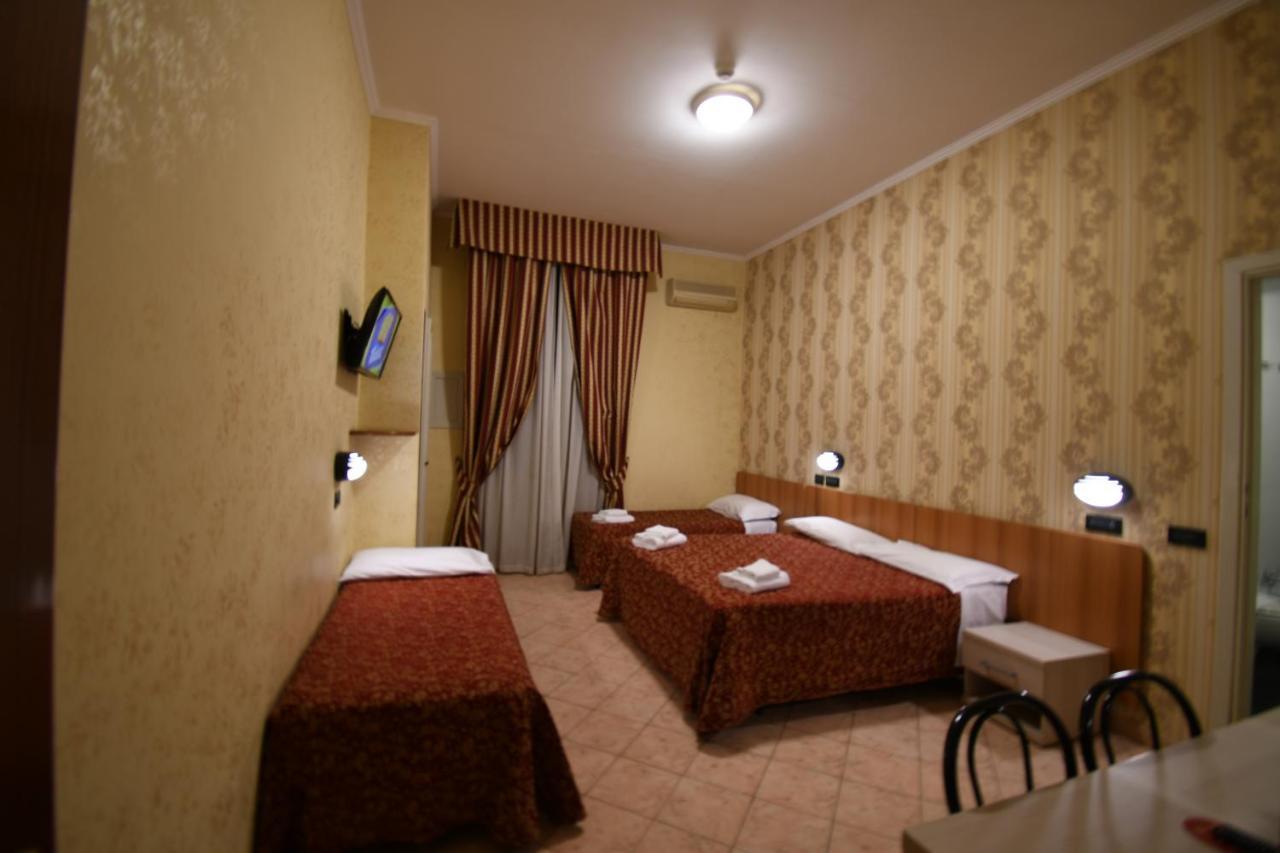 Hotel Ferrarese Rom Exterior foto
